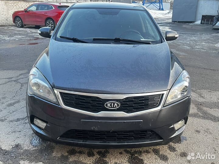 Автомобиль на запчасти Kia Ceed 1 ED 2010