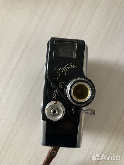 Кинокамера механическая Экран СССР