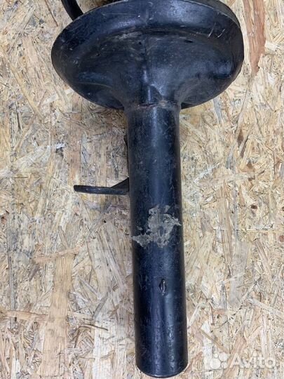 Амортизатор П Пд BMW E83