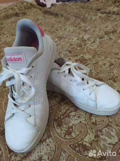 Кроссовки для девочки abidas