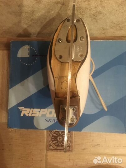 Коньки фигурные