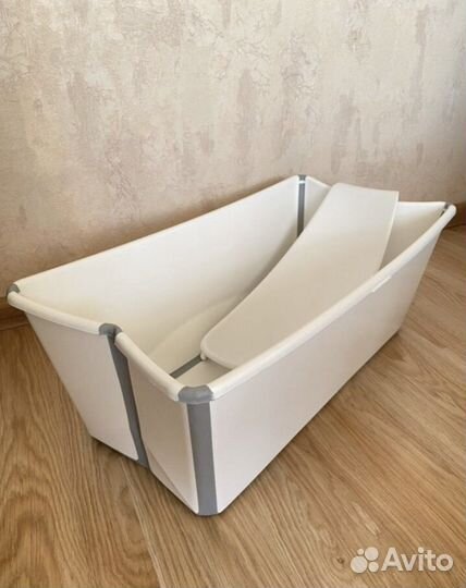 Ванночка для купания stokke