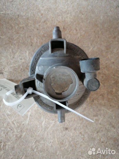 Фара противотуманная правая Mazda 3 BK Z6 2003