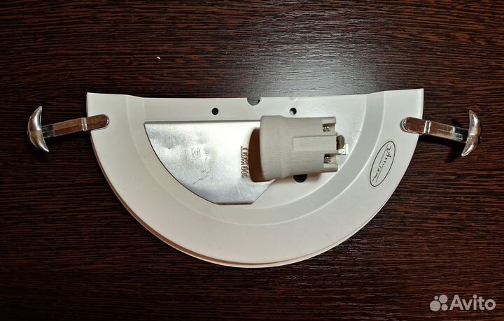 Светильник настенный полукруглый, бра