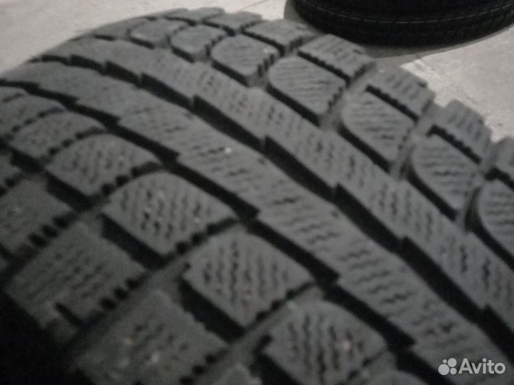 Maxtrek Trek M7 205/55 R16