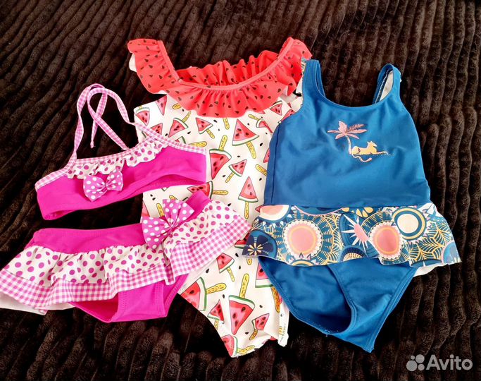 Купальник для девочки (комплектом 3 шт. на вырост)
