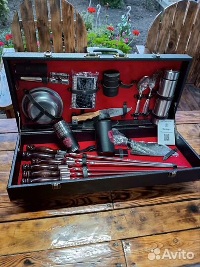Мужской подарочный набор шампура в чемодане