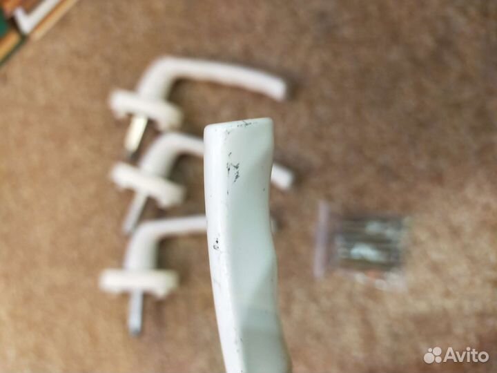 Ручки оконные