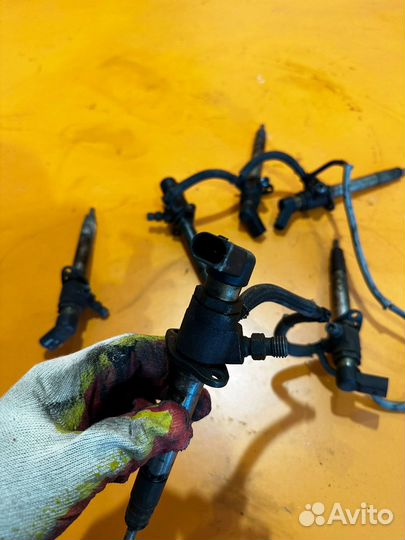 Форсунка топливная на Land Rover Discovery 3