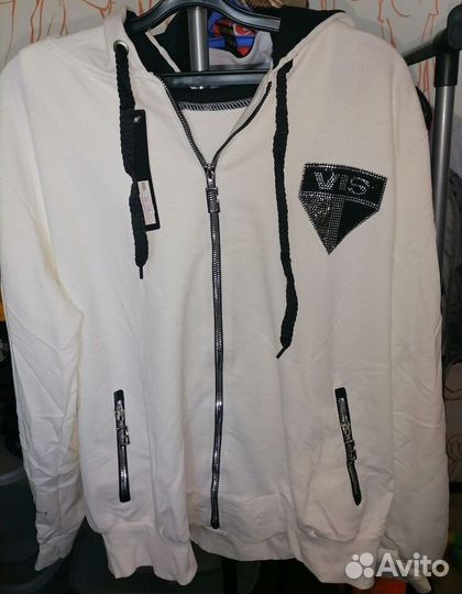 Спортивный костюм женский