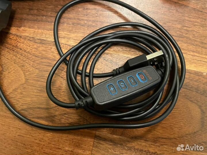 Кольцевая лампа 26 см с держателями