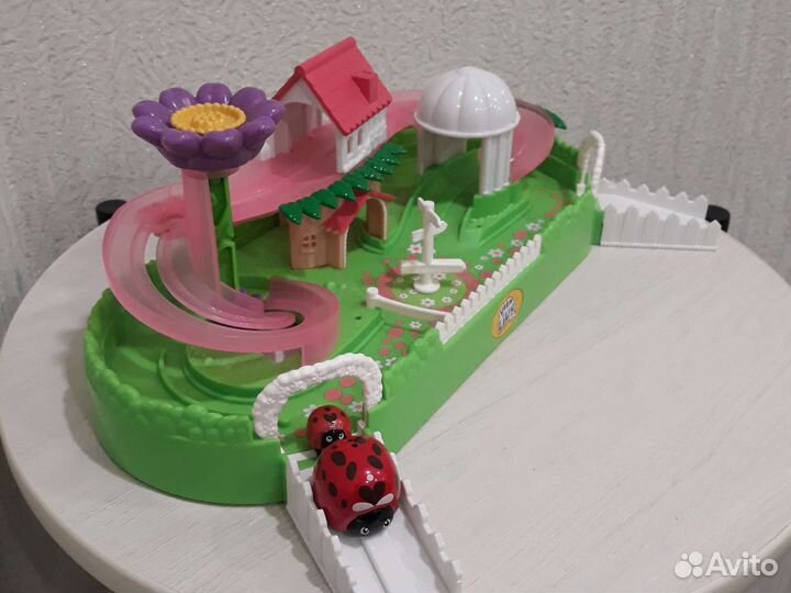 Маленькие живые питомцы-парк божьей коровки