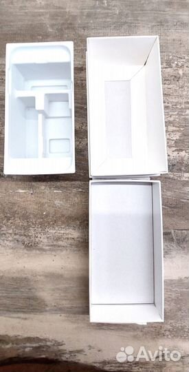 Коробка от телефона Samsung Galaxy A3