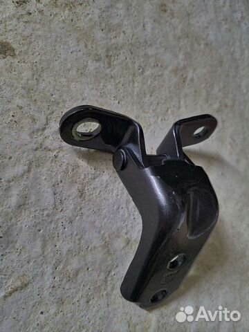 Петля дверил Киа Оптима