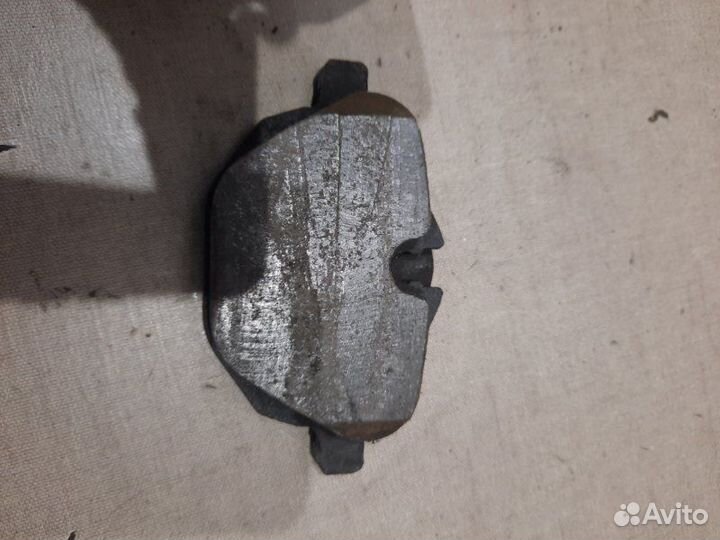 Колодки тормозные задние Bmw X1 E84 N46B20BD 2012