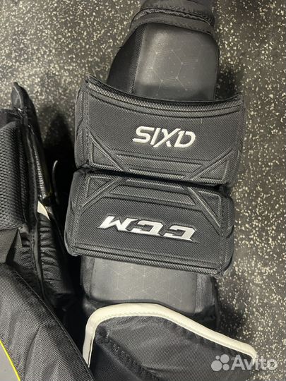 Нагрудник вратарский ccm axis