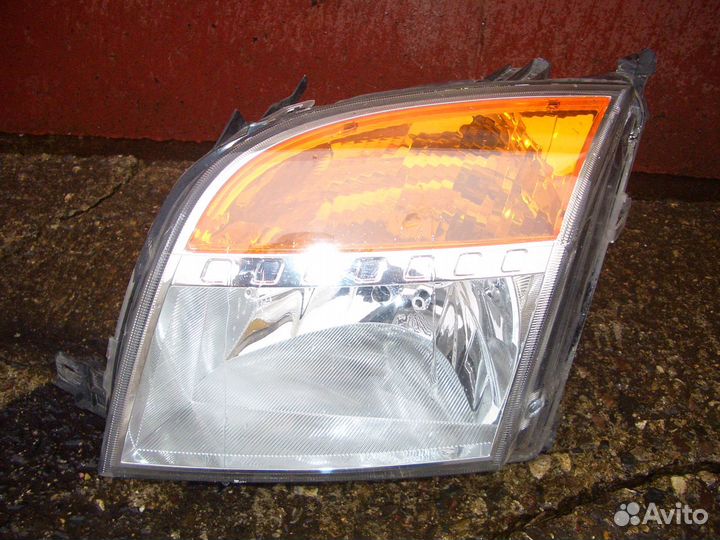 Фара левая Форд Фьюжн с05-12г
