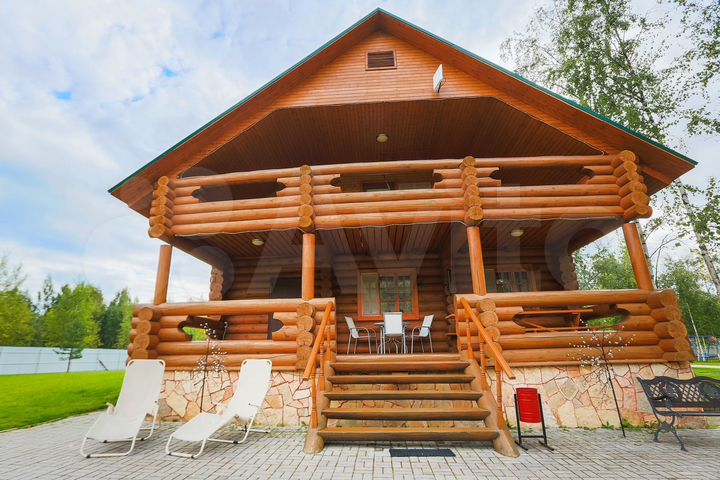 Коттедж 200 м² на участке 40 сот.