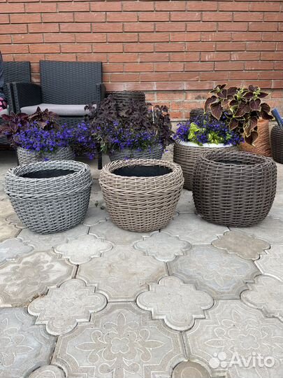 Корзина кашпо из ротанга