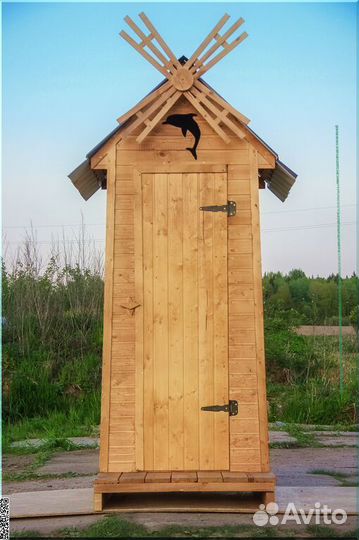 Уличный туалет деревянный KEY669