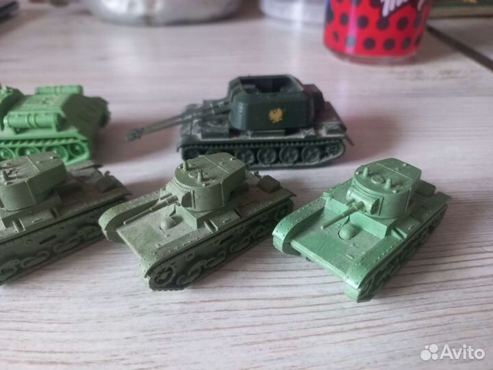 Танк су-100, бт. Минск з-д мир СССР