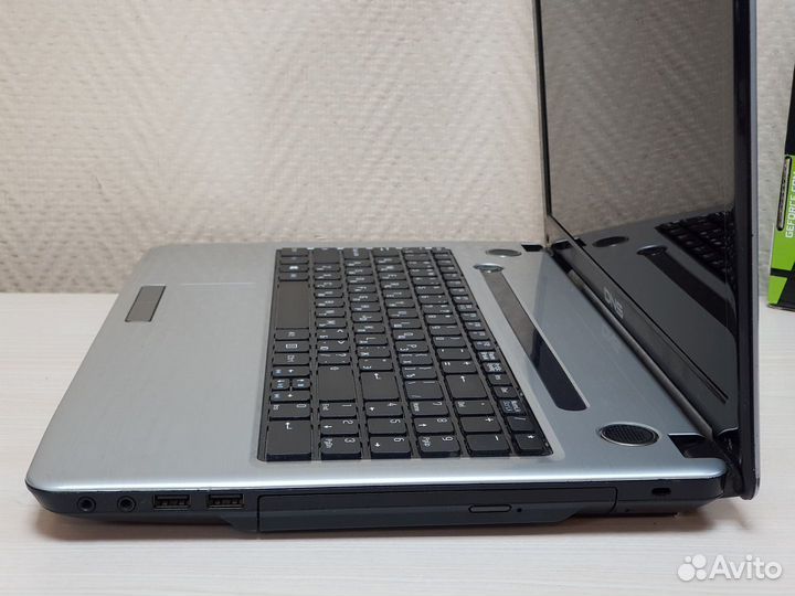 Ноутбук DNS на Core i3 3120M с GeForce 2Gb