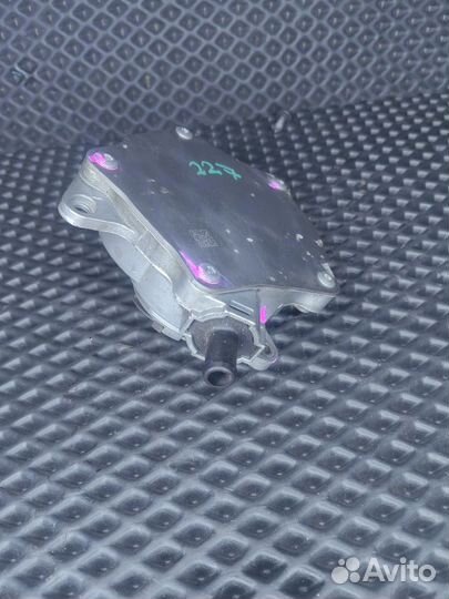 Насос вакуумный 06D145100H