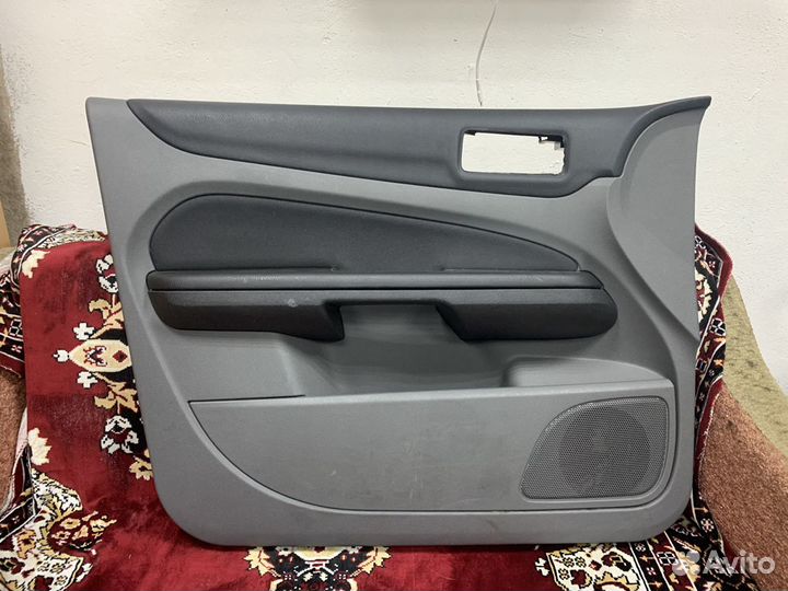 Дверная карта передняя Ford focus 2