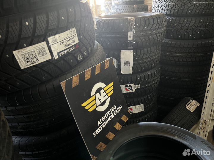 Pirelli Formula Ice FR 215/60 R16 99T