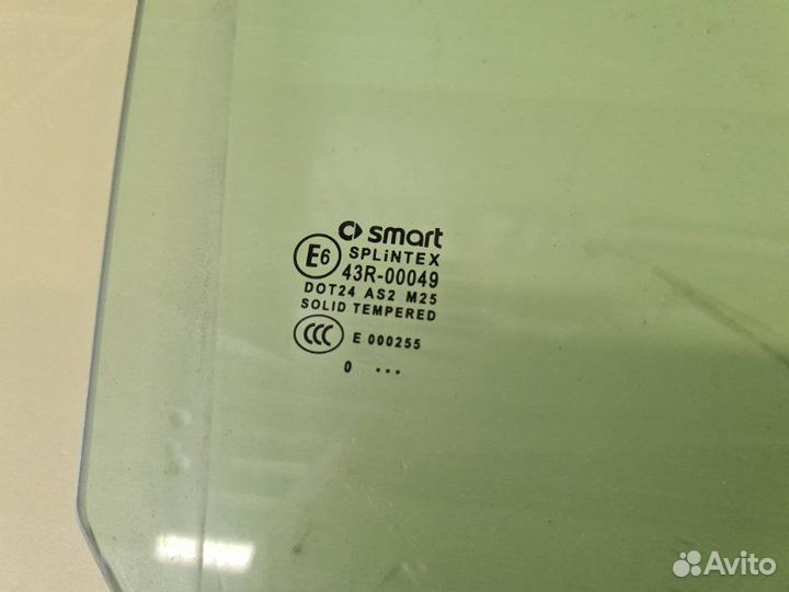 Стекло двери переднее правое SMART Fortwo W451