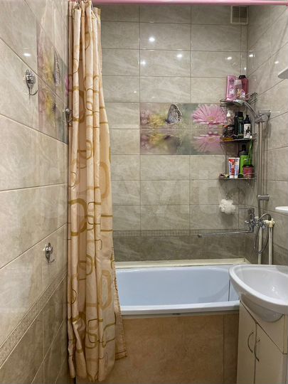 3-к. квартира, 52 м², 5/5 эт.