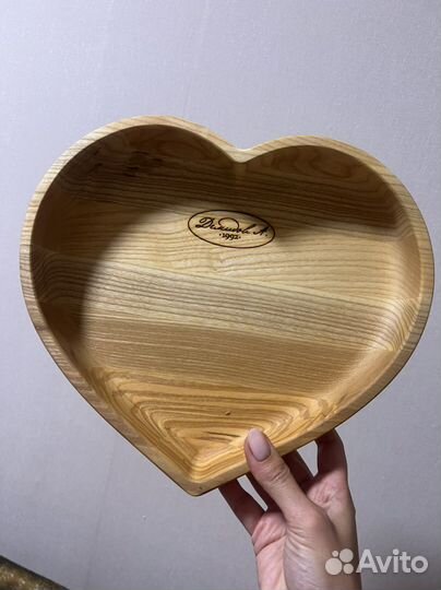Деревянная тарелка