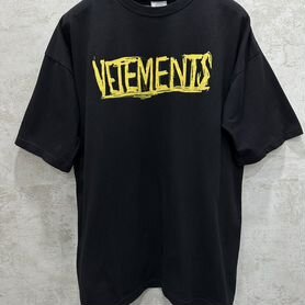 Футболка vetements