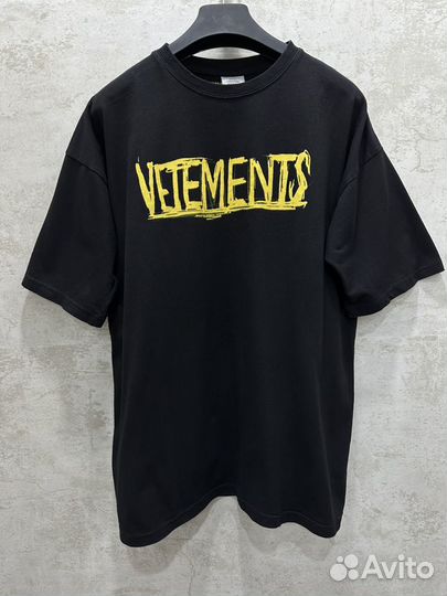 Футболка vetements