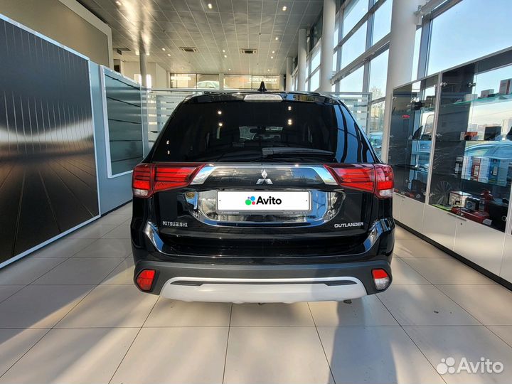 Mitsubishi Outlander 2.0 CVT, 2019, 72 714 км