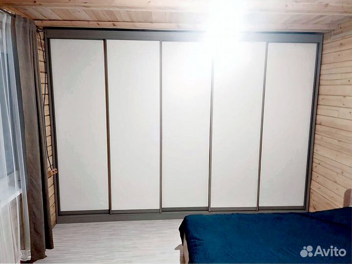 Шкафы на заказ / Бесплатный выезд и замер