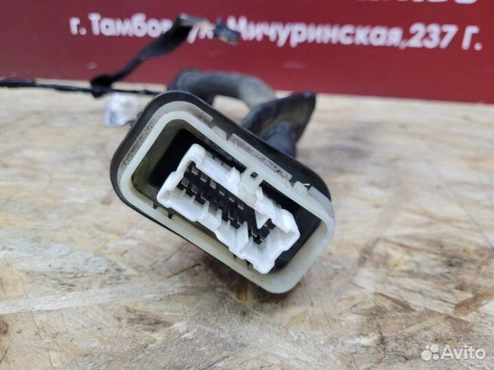 Проводка двери передняя правая Renault Logan