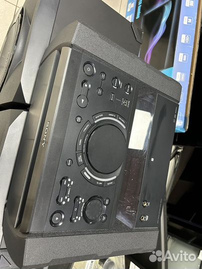 Музыкальный центр Sony shake-X30D