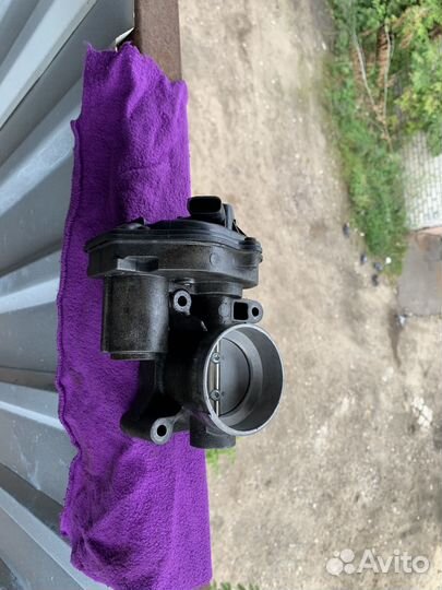 Дроссельная заслонка Ford Focus 2 1.8