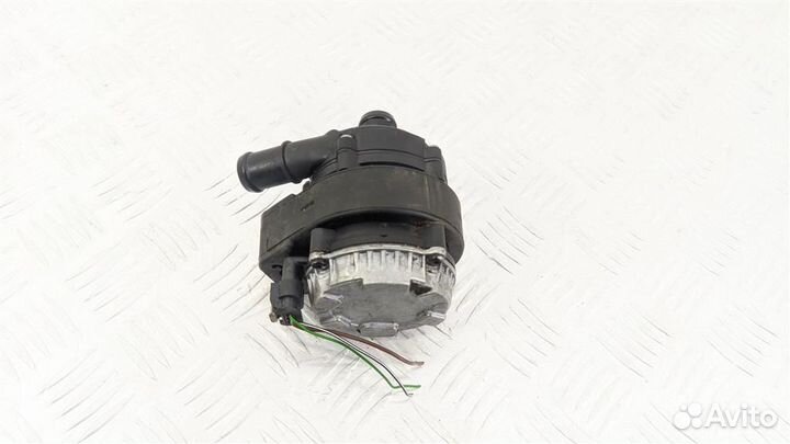 04L965567B Насос антифриза дополнительный Volkswa