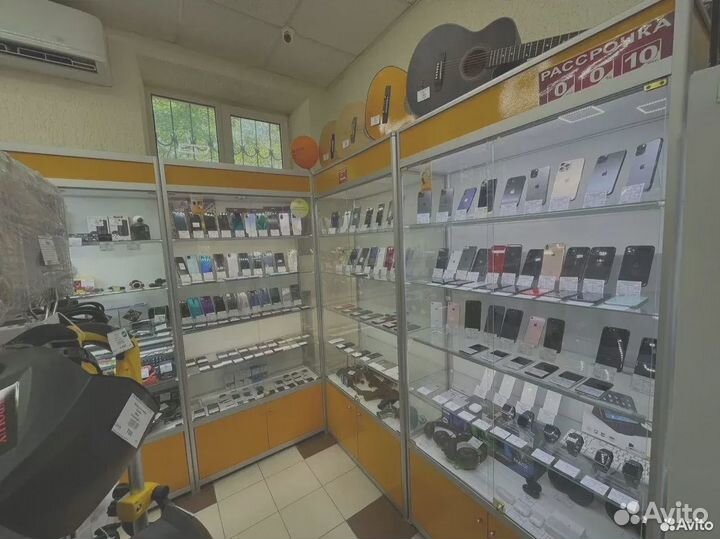 Игровая приставка Nintendo Switch (Спут)