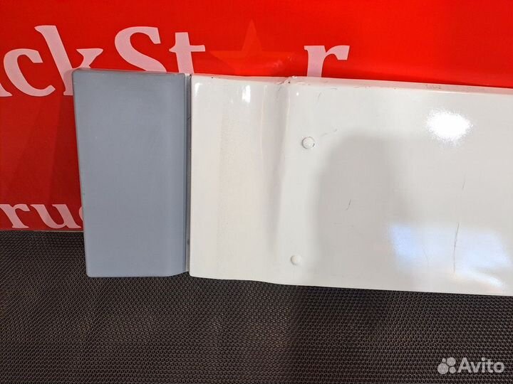 Спойлер кабины боковой правый Daf XF105