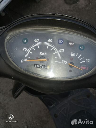 Продам yamaha grand axis 100
