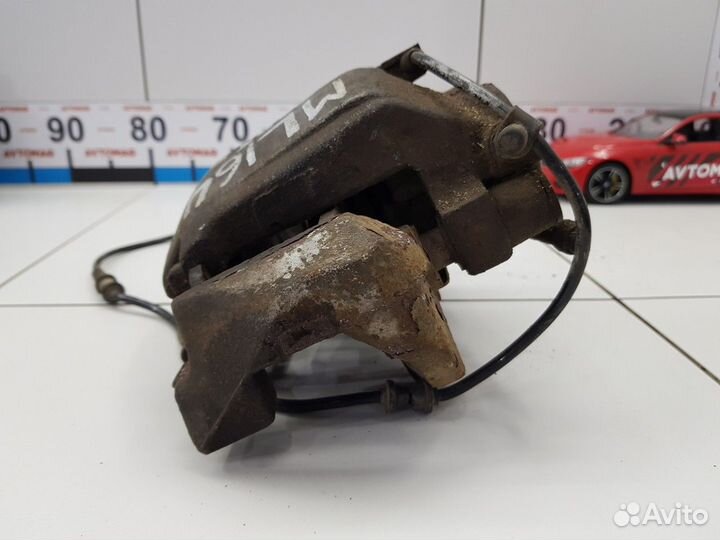 Суппорт передний правый