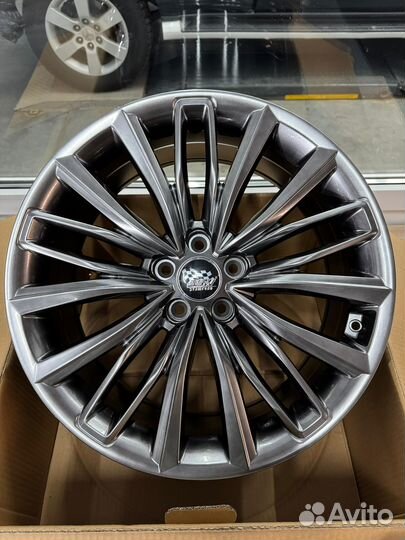 Новые диски R19 на Volvo XC90