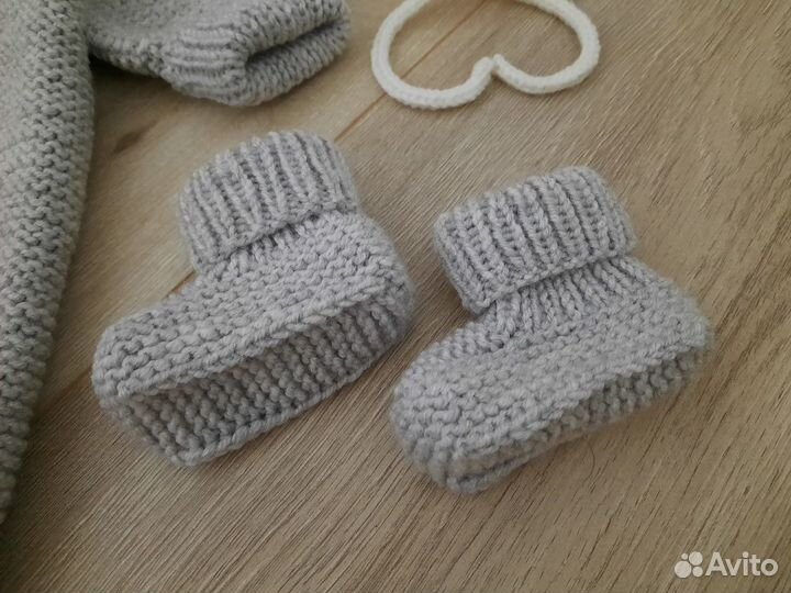 Комбез, пинетки, шапочка