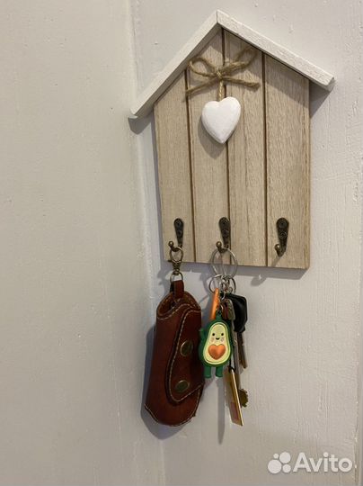 Ключница настенная из дерева