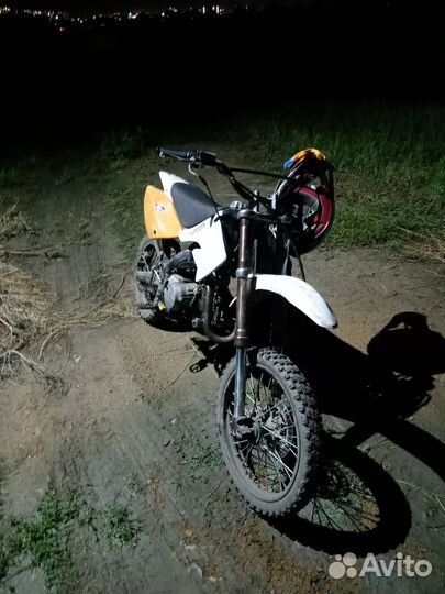 Рейсер 125