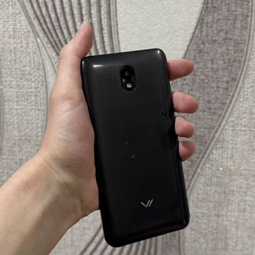 VERTEX Impress Wolf, 8 ГБ, 2 SIM