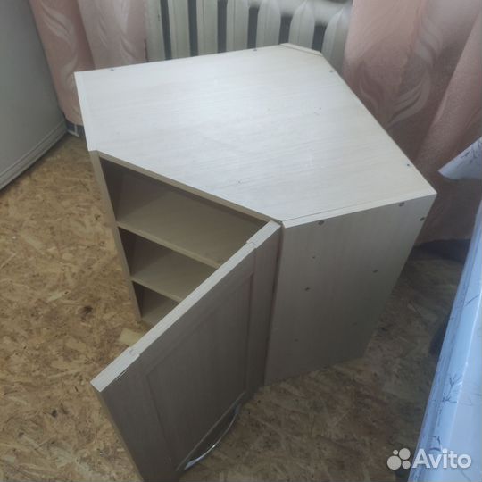 Кухонный угловой шкаф бу